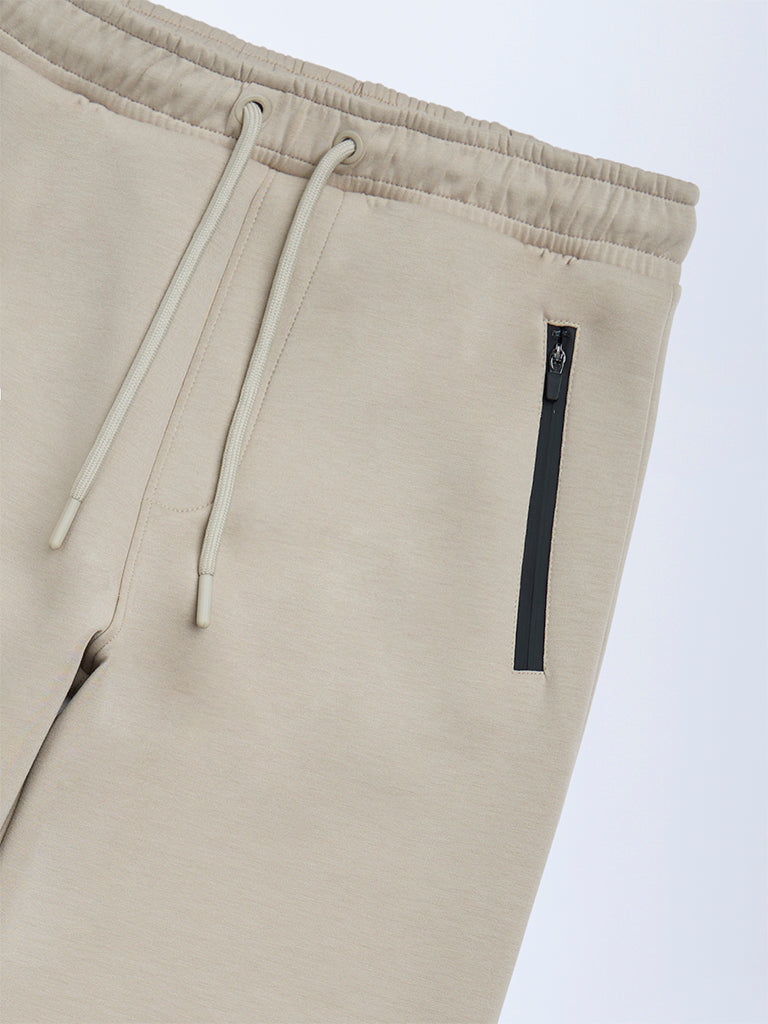 Y&F Kids Boys Beige Solid Mid-Rise Pants
