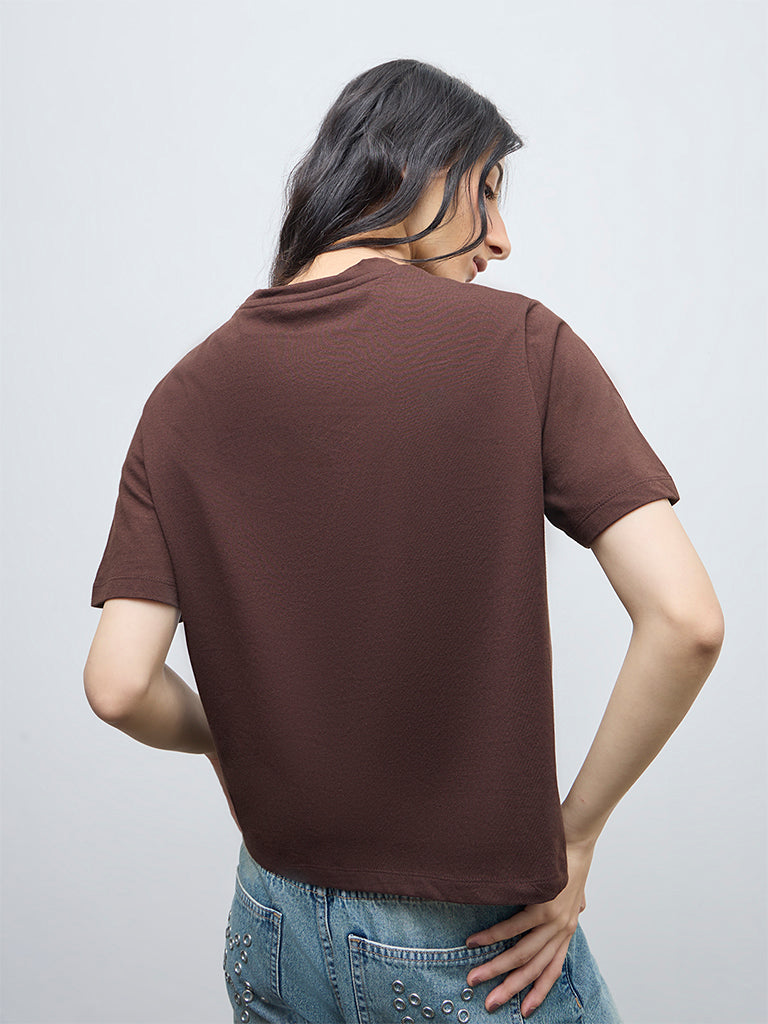 Nuon Dark Brown Graphic Cotton T-Shirt