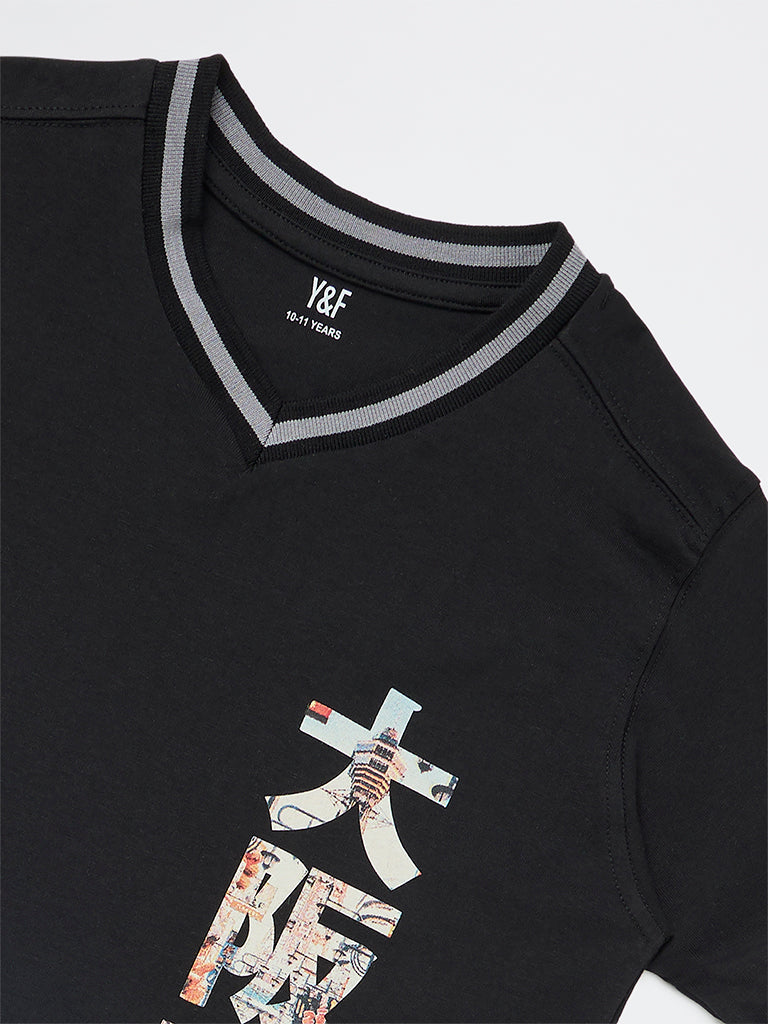 Y&F Kids Boys Black Japanese Text-Printed Cotton T-Shirt