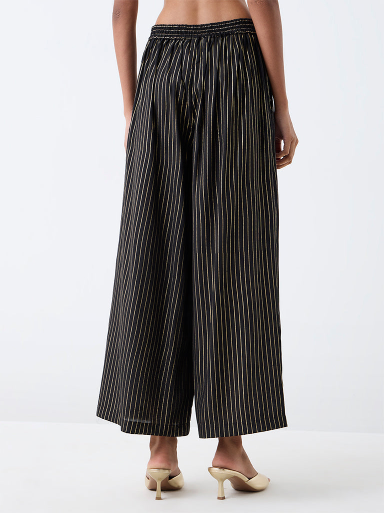 Utsa Black Striped Pants