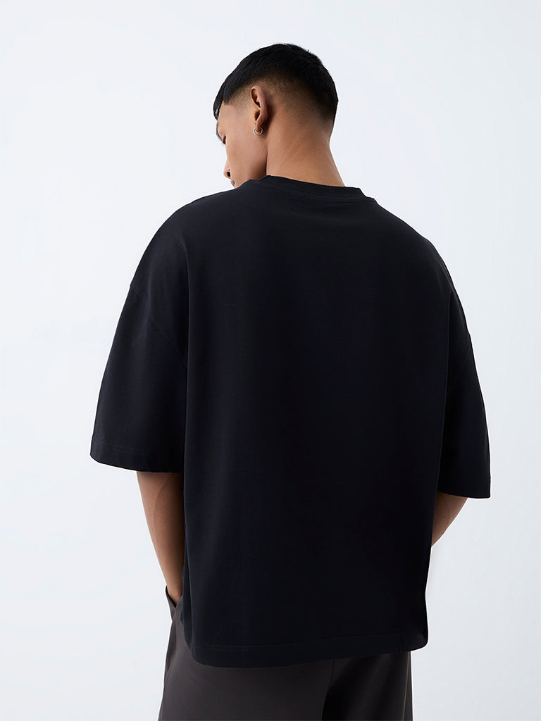 Nuon Black Solid Relaxed-Fit Cotton T-Shirt