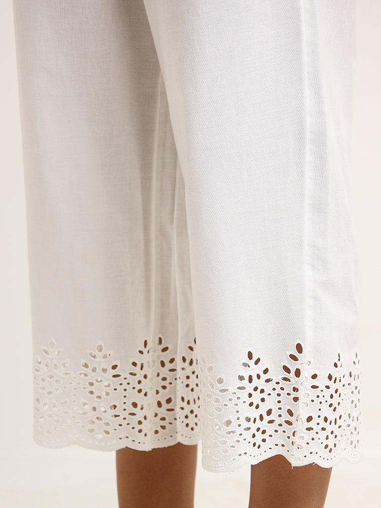 Utsa White Schiffli Pants
