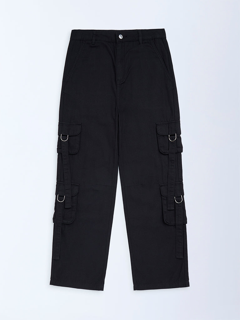 Y&F Kids Girls Black Solid Mid-Rise Cotton Trousers
