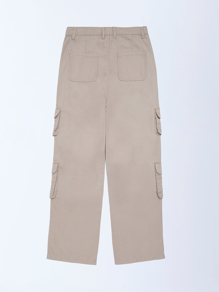 Y&F Kids Girls Beige Cargo-Style High-Rise Cotton Trousers