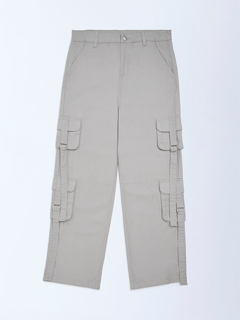 Y&F Kids Girls Grey Cargo-Style Mid-Rise Cotton Trousers