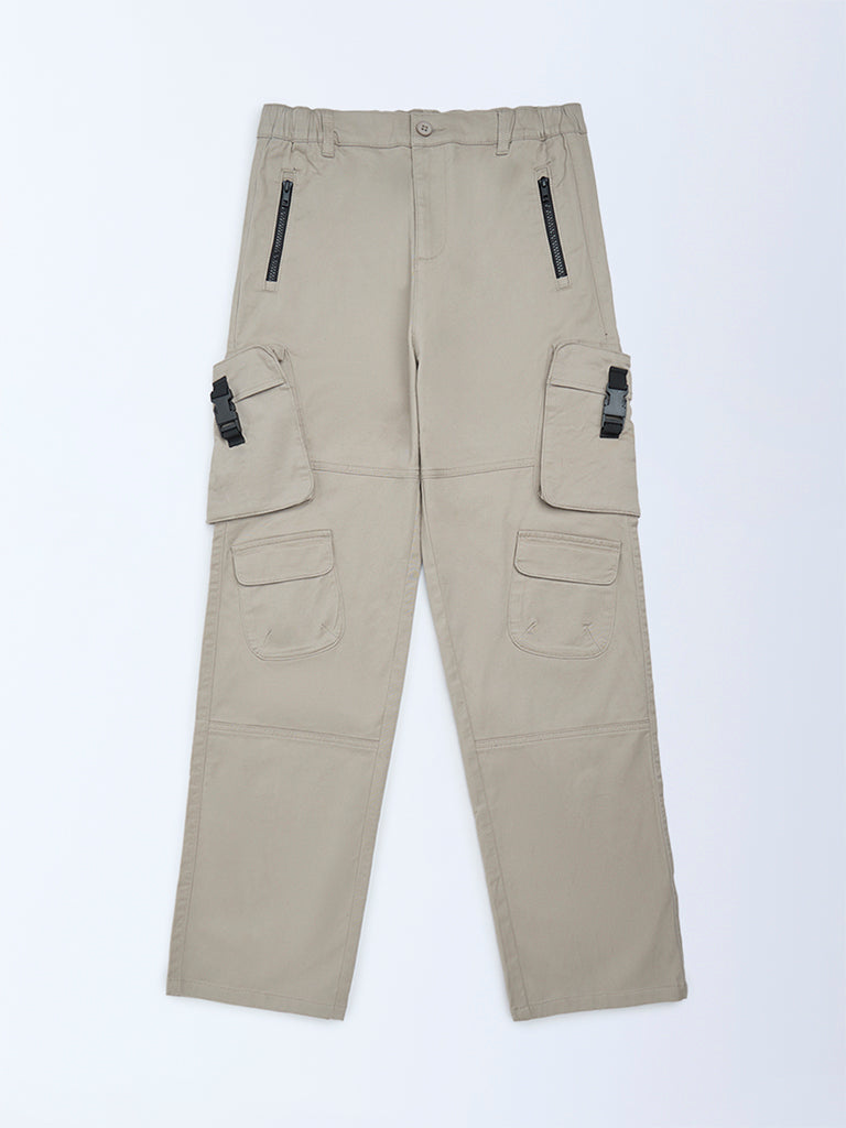 Y&F Kids Boys Beige Cargo-Style Mid-Rise Cotton-Blend Trousers