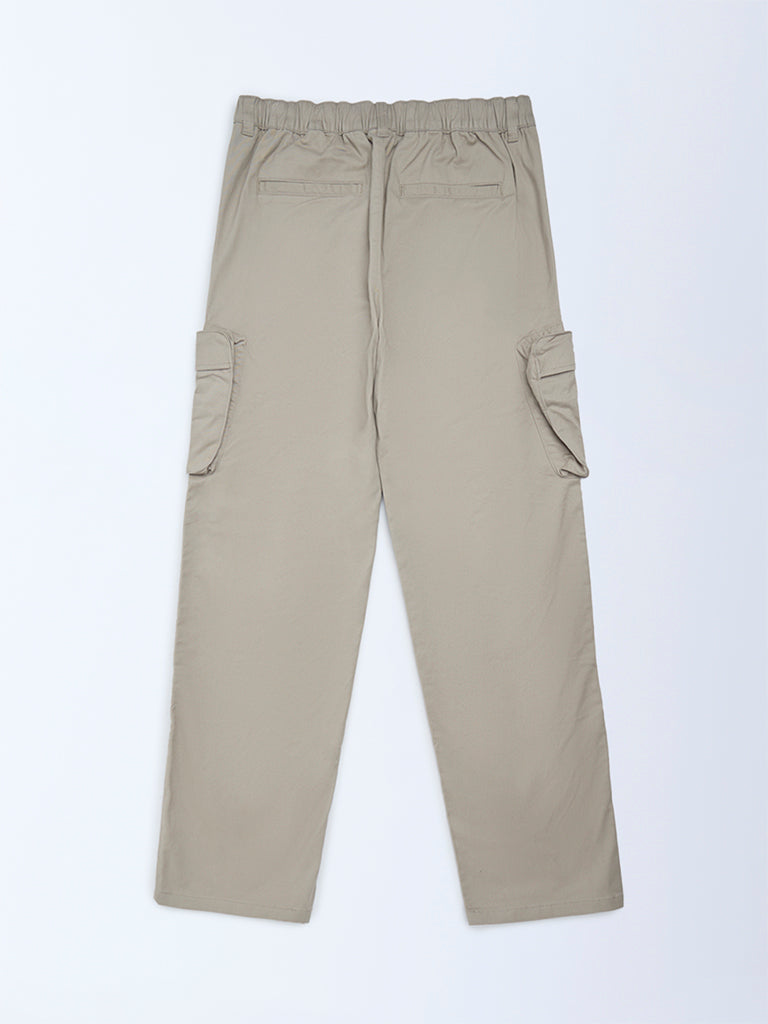 Y&F Kids Boys Beige Cargo-Style Mid-Rise Cotton-Blend Trousers