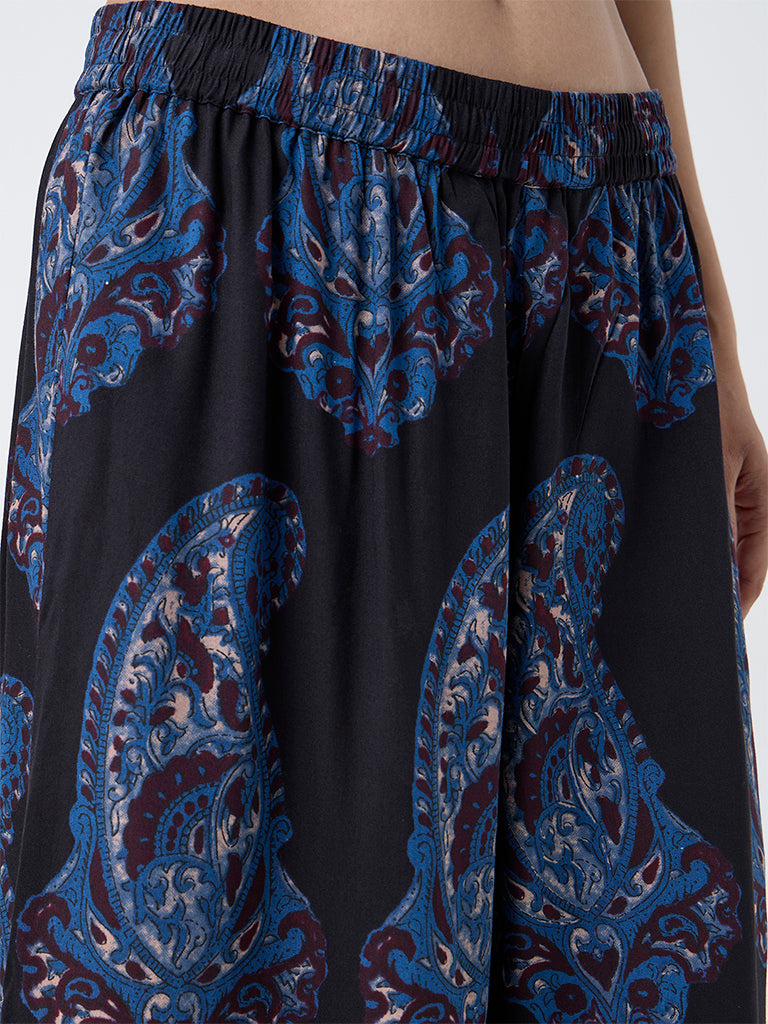Utsa Black Paisley Printed Palazzos