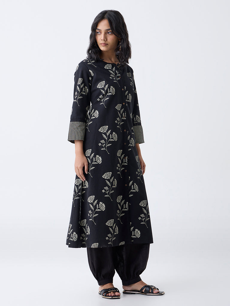 Utsa Black Floral Design Cotton-Blend A-Line Kurta