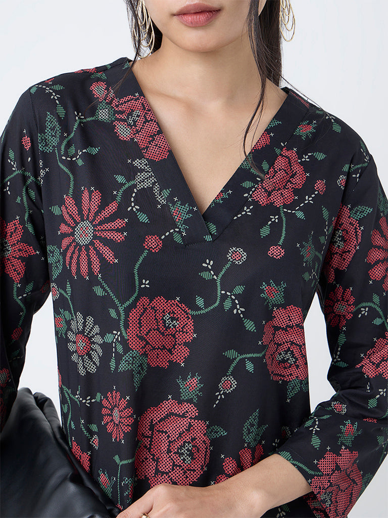 Utsa Black Floral Design Straight Cotton Kurta