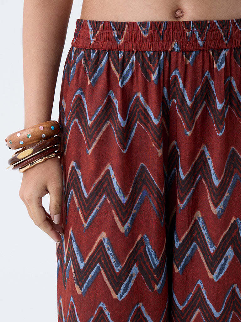 Utsa Red Chevron Pattern Pants