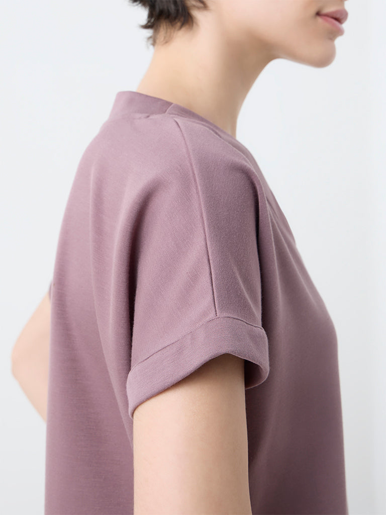 Wunderlove Mauve Solid V-Neck Top