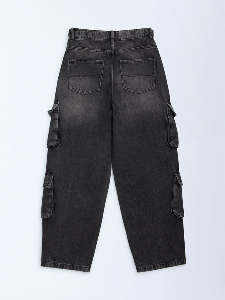 Y&F Kids Girls Charcoal Faded Relaxed-Fit Mid-Rise Jeans
