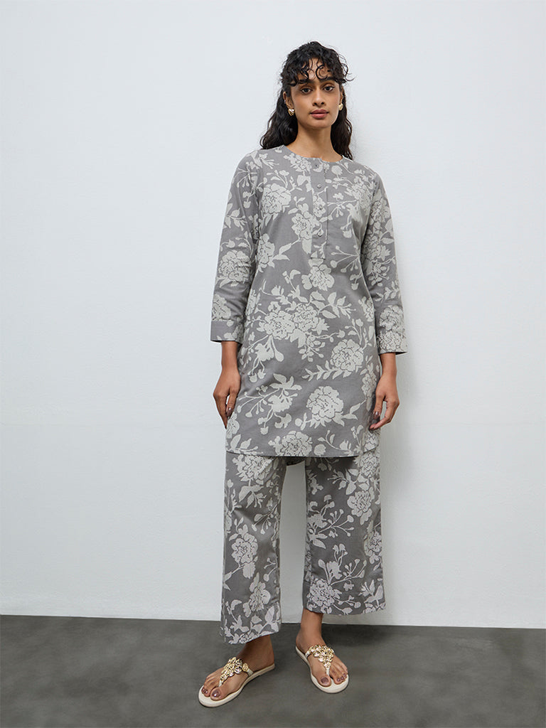 Utsa Grey Floral Cotton-Blend Straight Kurta