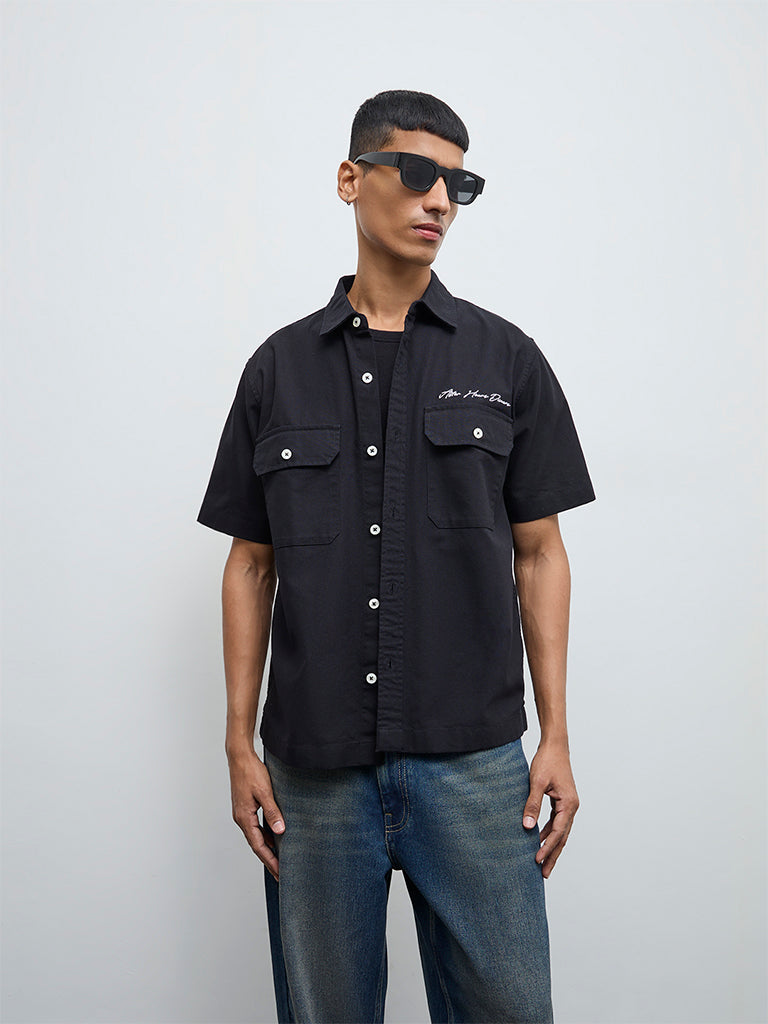 Nuon Black Solid Relaxed-Fit Cotton Shirt