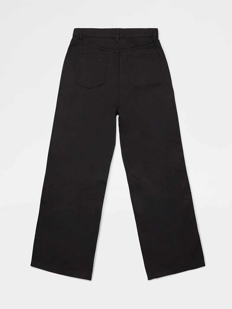 Y&F Kids Girls Black Mid-Rise Trousers