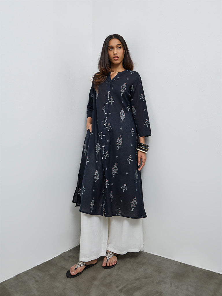 Utsa Black Ikat Printed Cotton-Blend A-Line Kurta