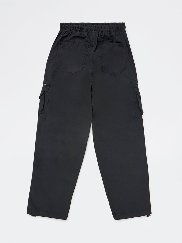 Y&F Kids Boys Black Mid-Rise Cotton-Blend Cargo Pants