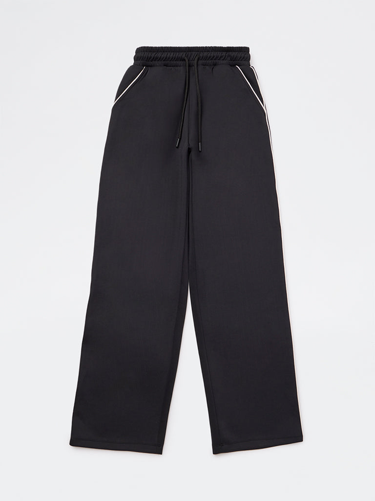 Y&F Kids Girls Black Solid High-Rise Track Pants