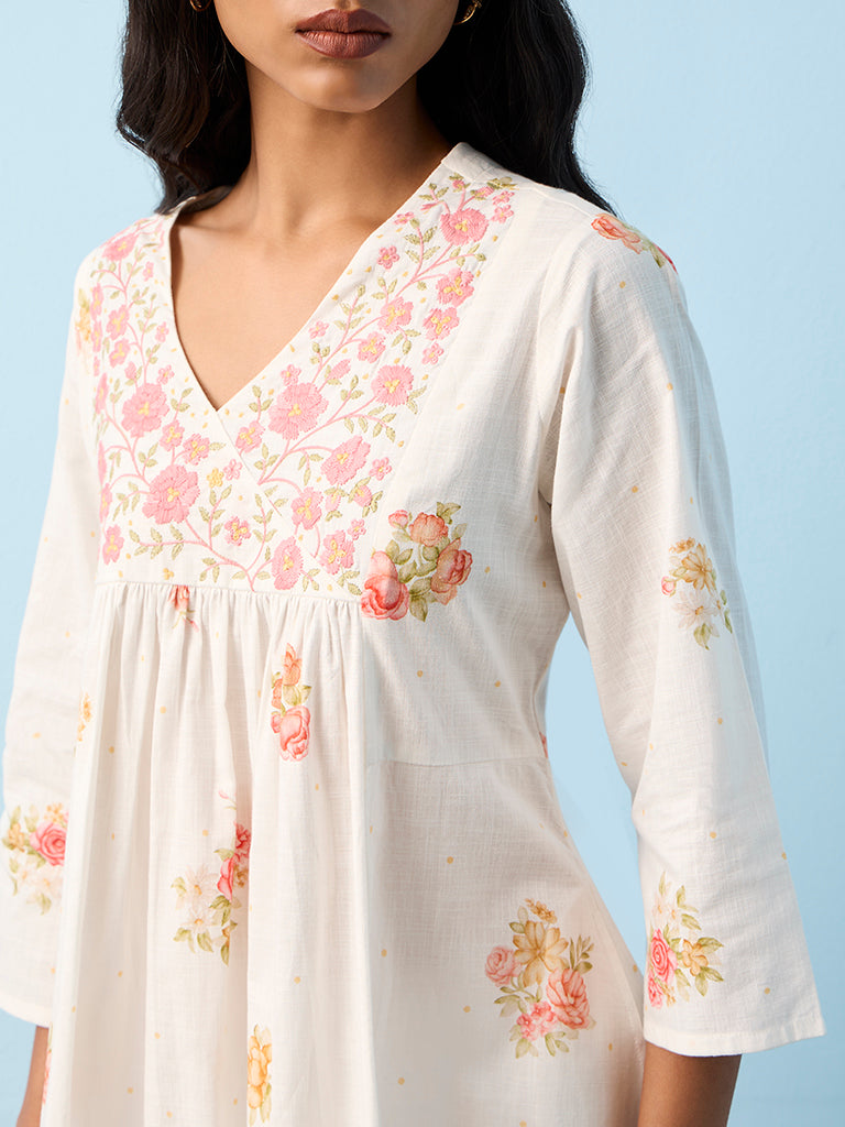 Utsa White Foliage Pattern Anarkali Cotton Kurta