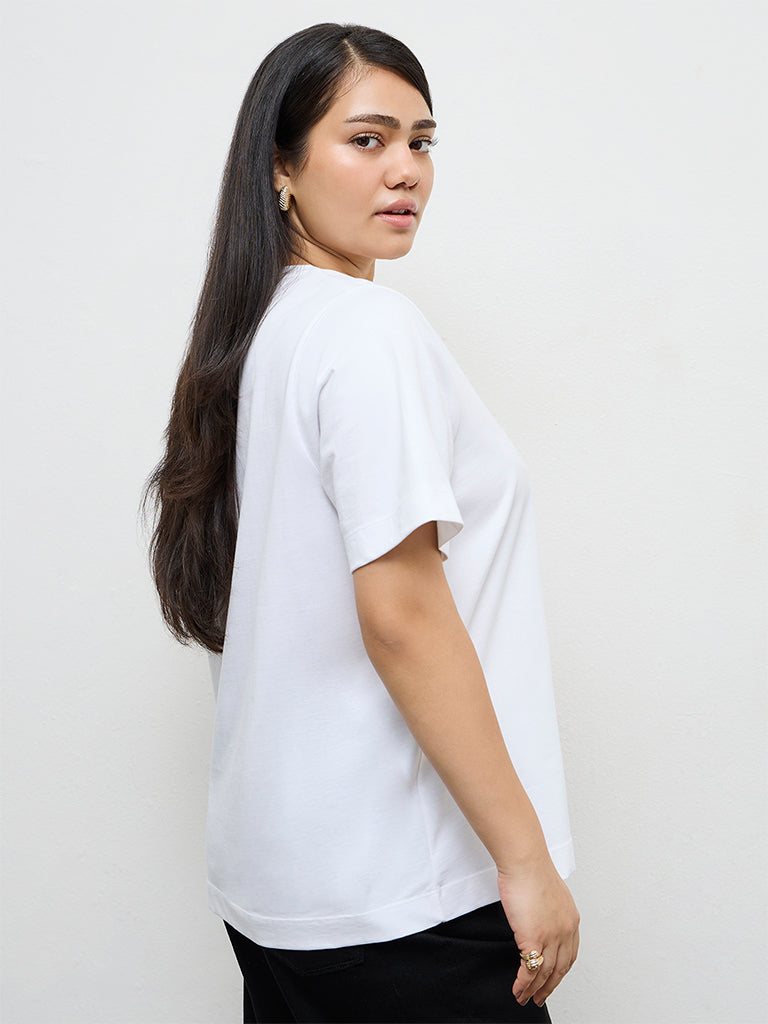 Gia White Floral Printed T-Shirt