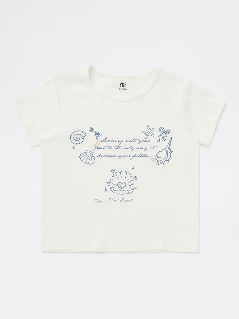 Y&F Kids Girls White Printed Cotton-Blend T-Shirt