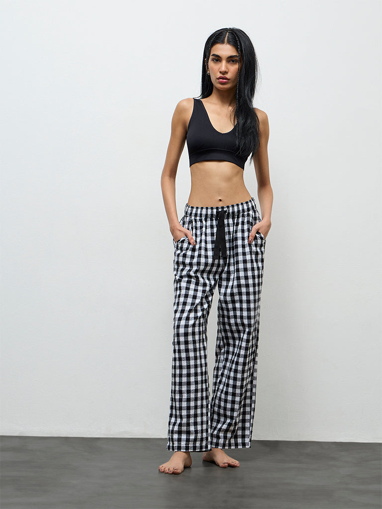 Wunderlove Black Checkered High-Rise Cotton Pants