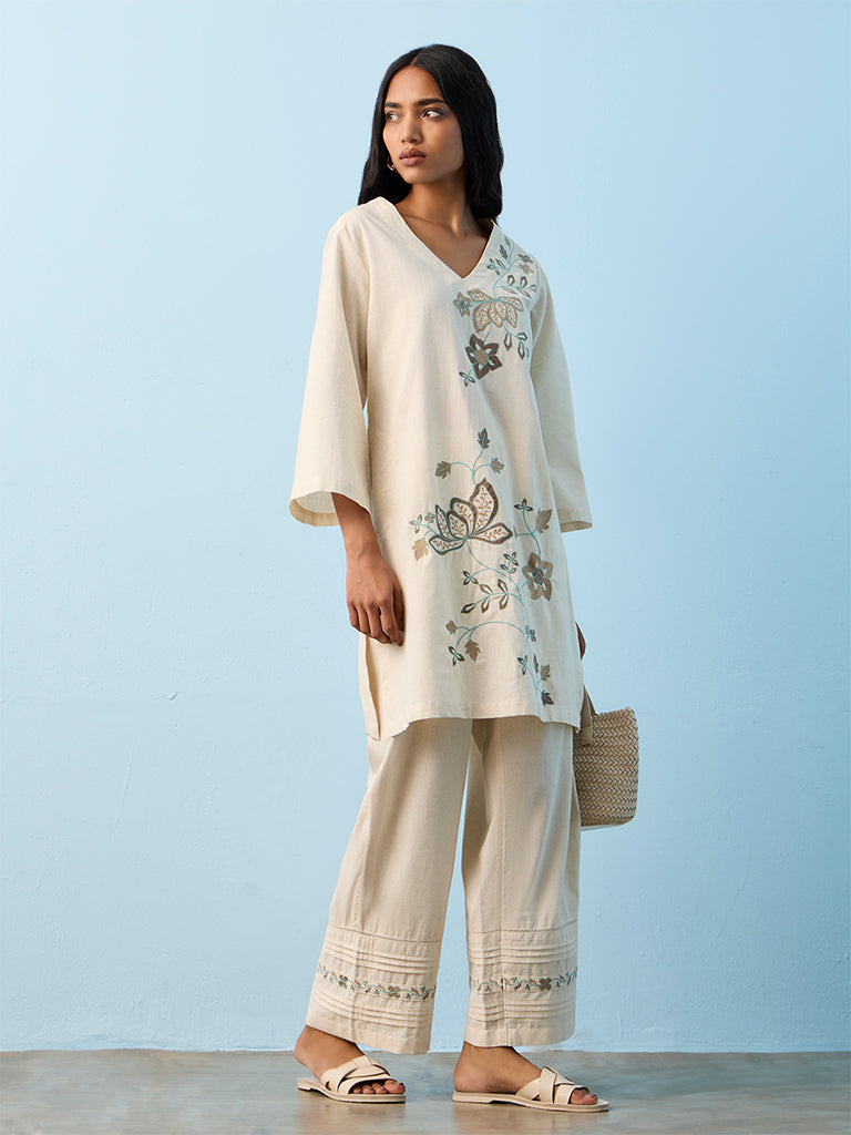 Utsa Off-White Floral Embroidered Cotton-Blend Pants