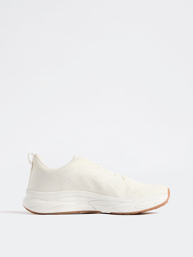 SOLEPLAY White Knit-Textured Jogger Shoes