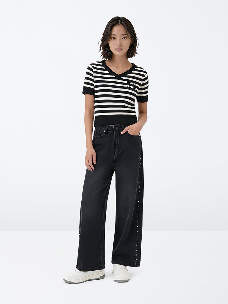 Girls Black Stud Detailed High-Rise Jeans