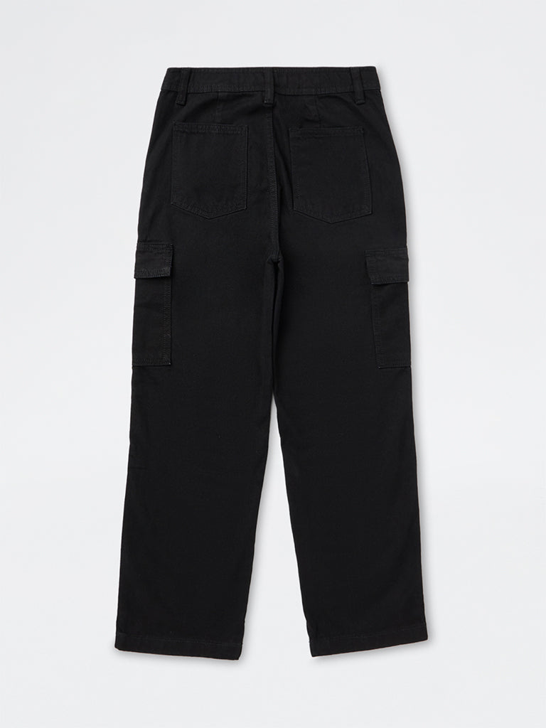 Boys Black Cargo-Style Mid-Rise Relaxed Fit Jeans