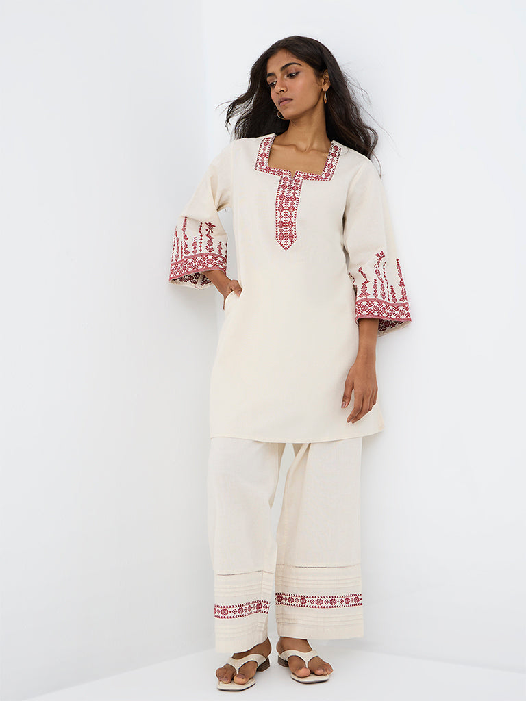 Utsa Off-White Embroidered Cotton-Blend Kurti