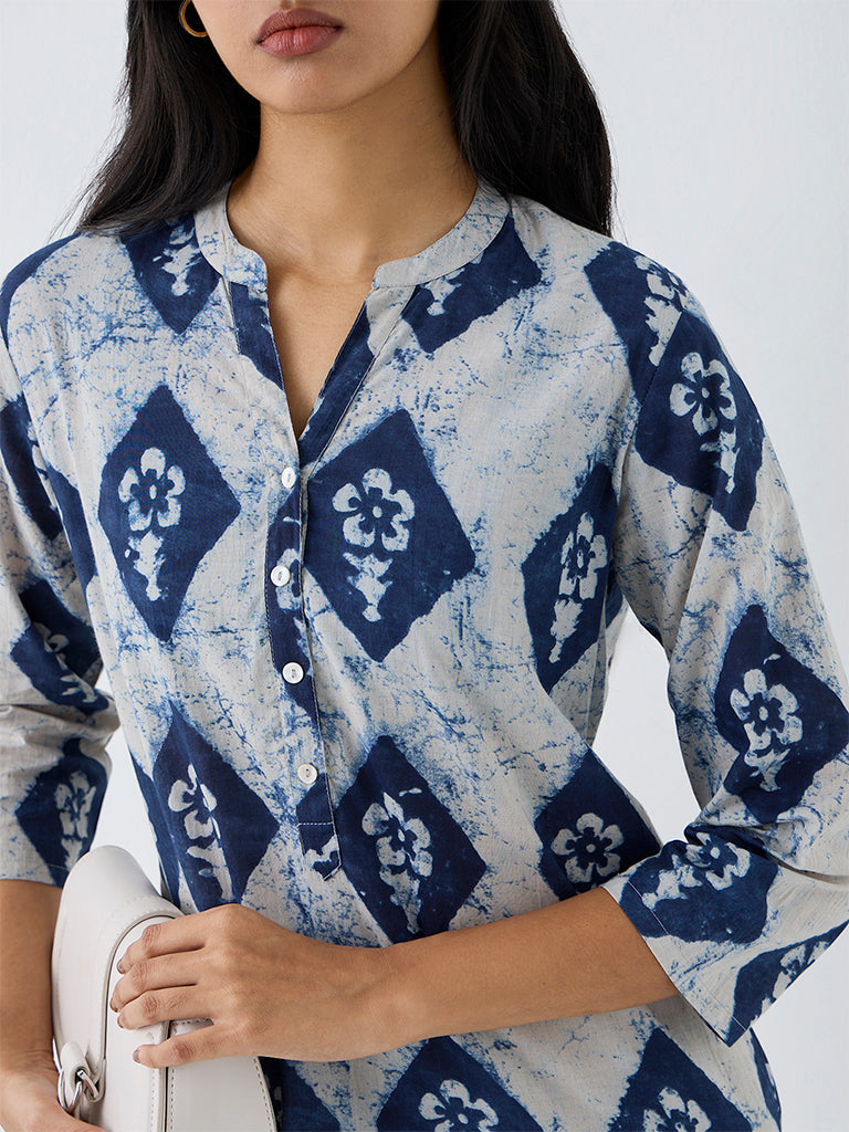 Utsa Indigo Floral Pattern Cotton Straight Kurta