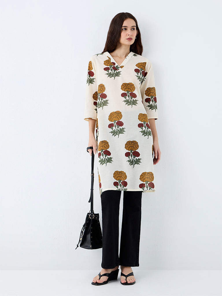 Utsa Off-White Floral Printed Cotton Straight-Fit Kurta