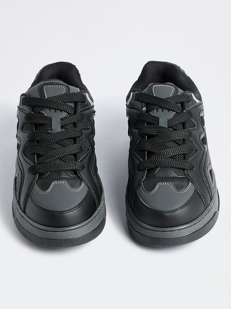 SOLEPLAY Black Contrast-Detailed Retro Lace-Up Sneakers
