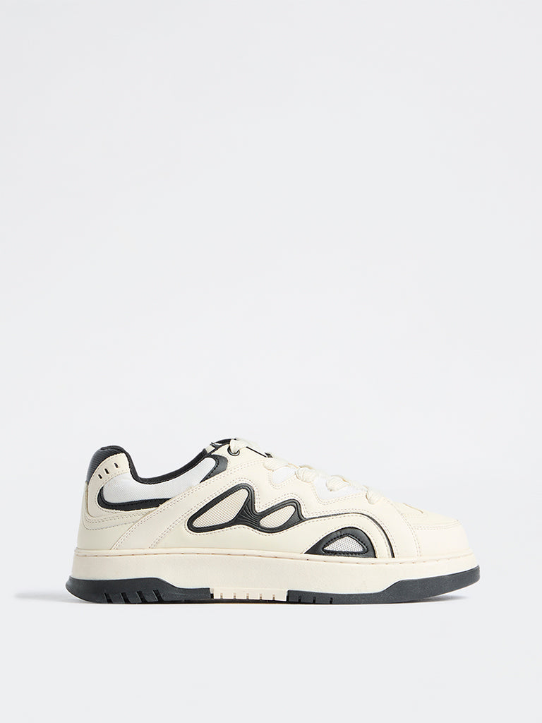 SOLEPLAY Off-White Contrast-Detailed Retro Lace-Up Sneakers