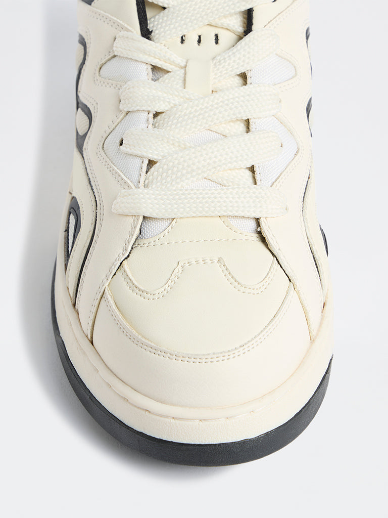 SOLEPLAY Off-White Contrast-Detailed Retro Lace-Up Sneakers