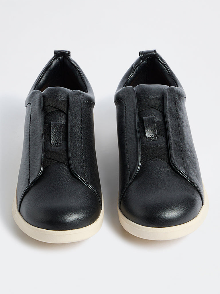SOLEPLAY Black Leather Slip-On Sneakers
