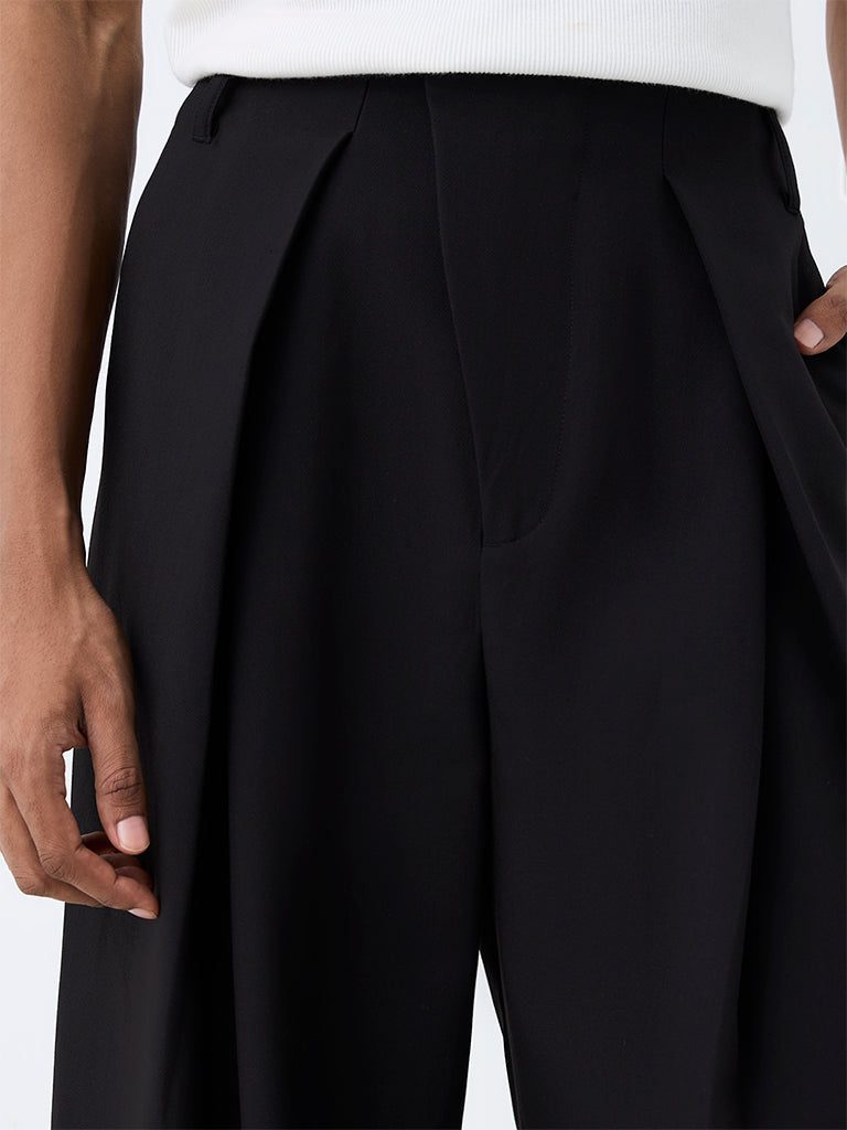 Nuon Black Pleated Loose-Fit Mid-Rise Cotton Trousers