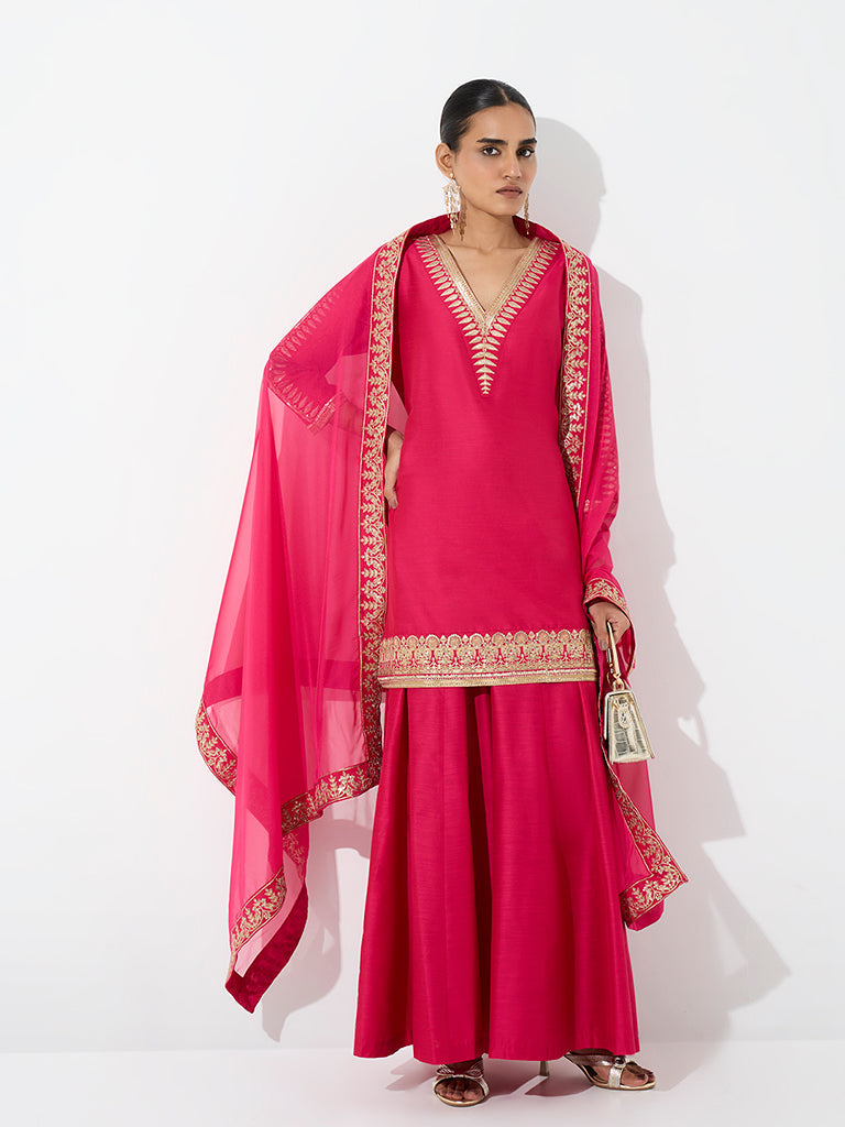 Vark Pink Botanical Embroidered Straight Ethnic Set