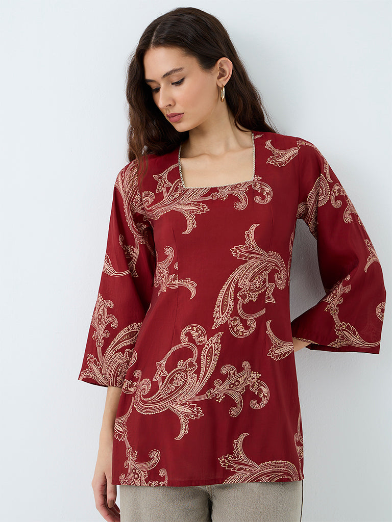Utsa Red Floral Printed Kurti