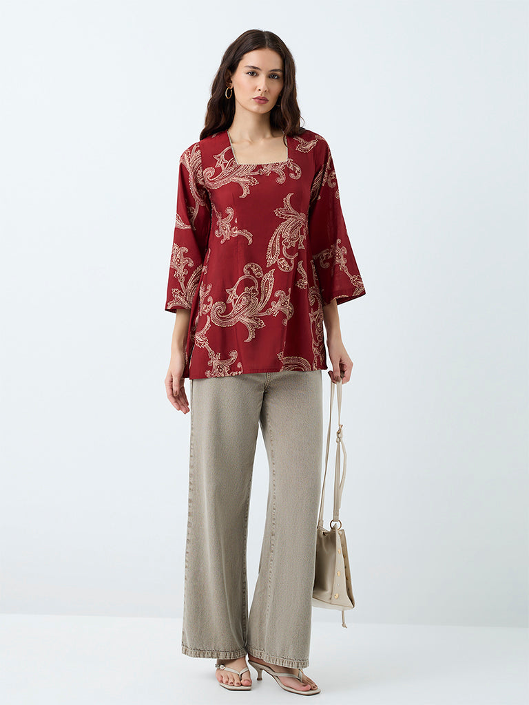 Utsa Red Floral Printed Kurti
