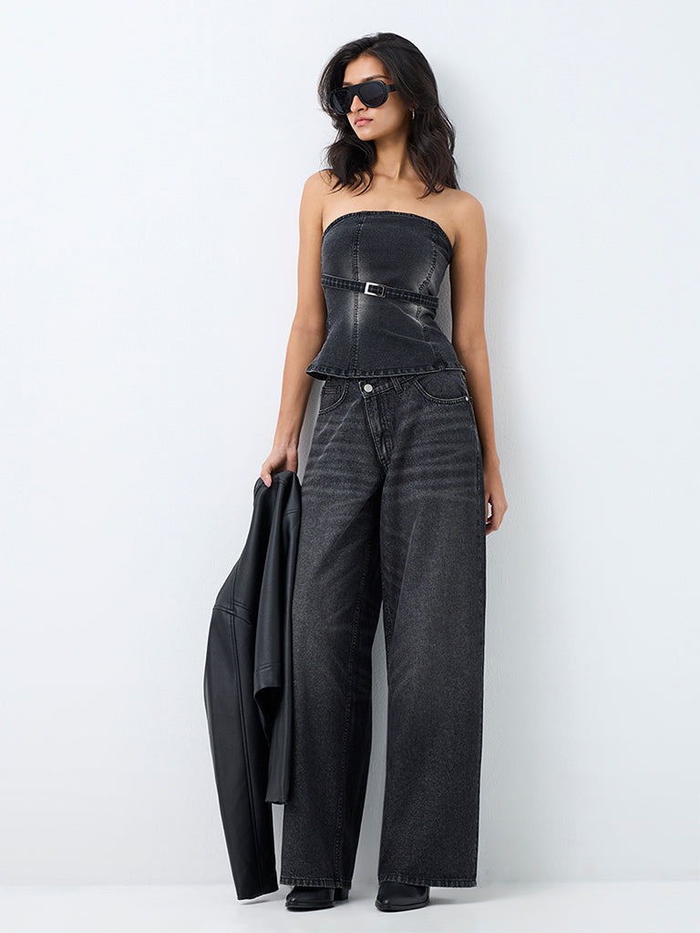 Nuon Black-Wash High-Waist Barrel Fit Jeans