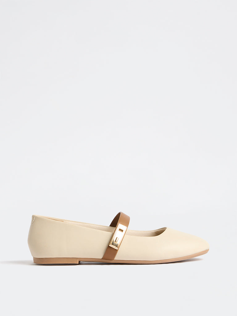 LUNA BLU Light Beige Turn-Lock Mary Jane Shoes