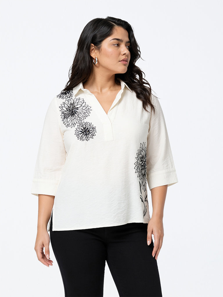 Gia Off-White Floral Design Crinkle-Textured Blouse