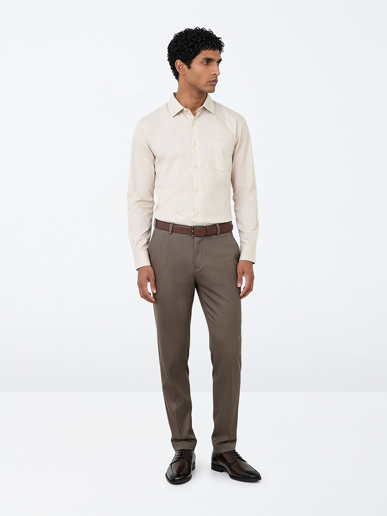 WES Formals Off-White Solid Relaxed-Fit Cotton Shirt