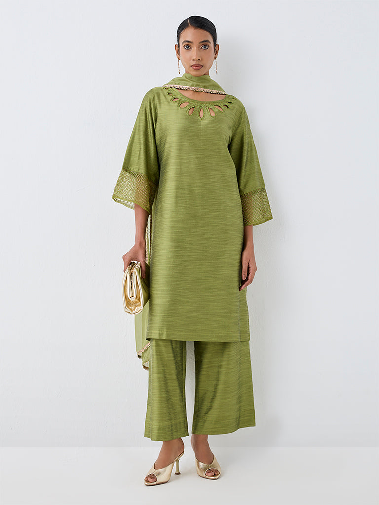 Vark Green Laser Cut Detail Straight Ethnic Set
