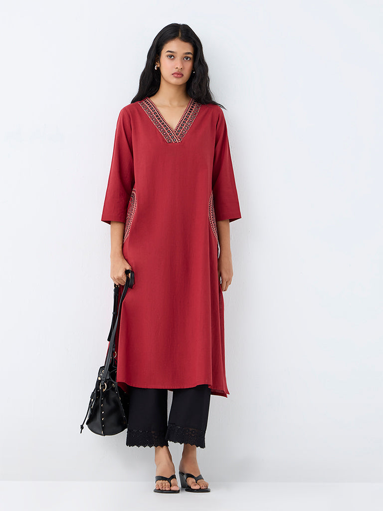 Utsa Red Floral Embroidered Cotton-Blend A-Line Kurta