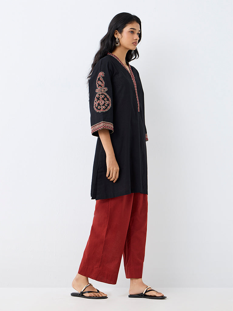 Utsa Black Floral Embroidered A-Line Kurta