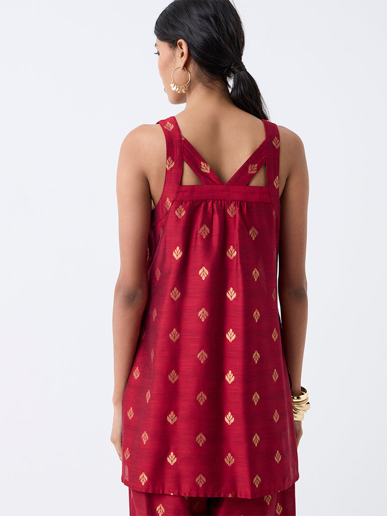 Utsa Red Zari Embroidered Straight Kurti
